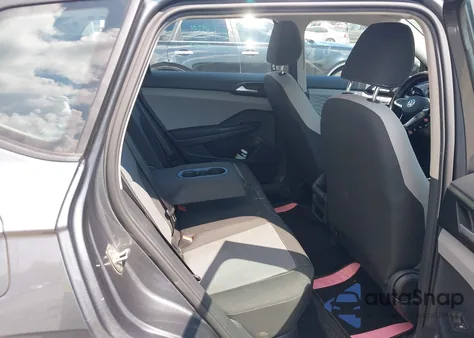 2022 Volkswagen Taos 1.5T S z USA, uszkodzony, nr VIN 3VVMX7B21NM032255